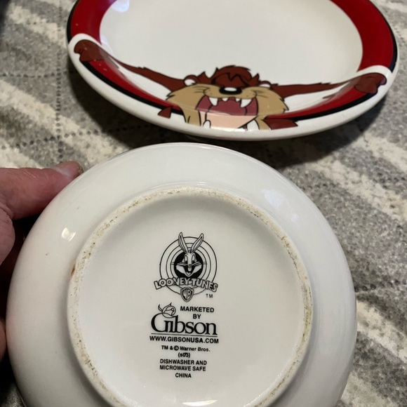 Gibson Looney Tunes Tasmanian Devil Bowl and Plate - Picture 8 of 9